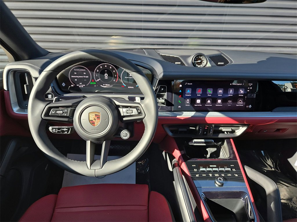 New 2026 Porsche Cayenne Coupe image 8