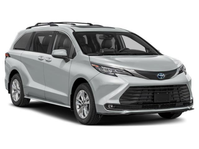 Certified 2023 Toyota Sienna XSE AWD/4WD image 6