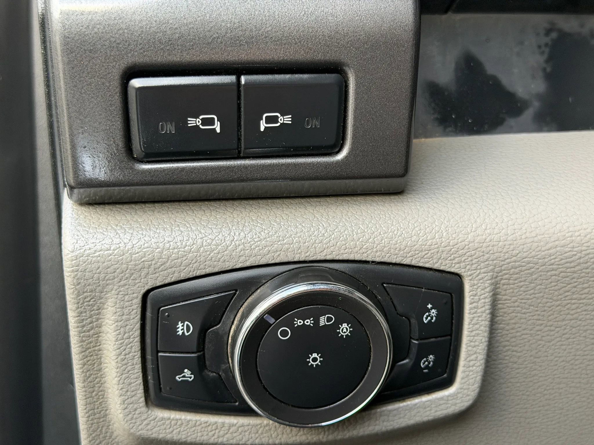 Used 2018 Ford F250 XLT w/ XLT Premium Package image 22