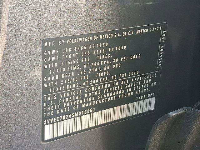 Certified 2025 Volkswagen Taos SE w/ Panoramic Sunroof Package image 26