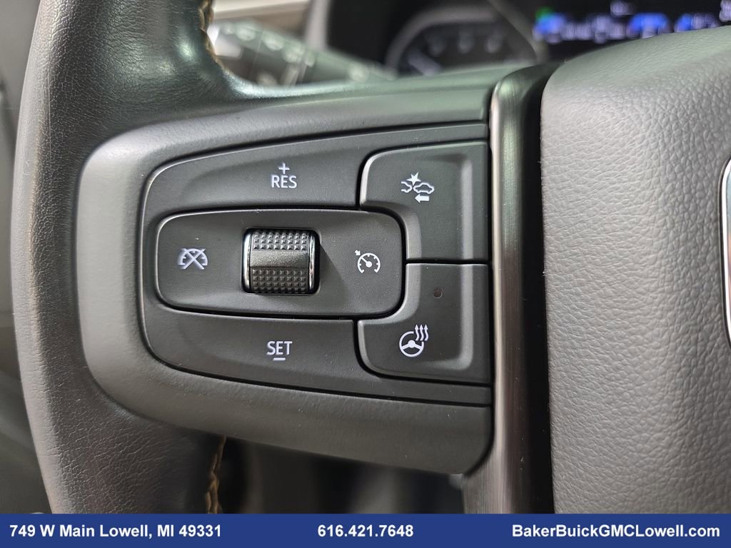 Used 2021 GMC Yukon AT4 w/ Technology Package image 17