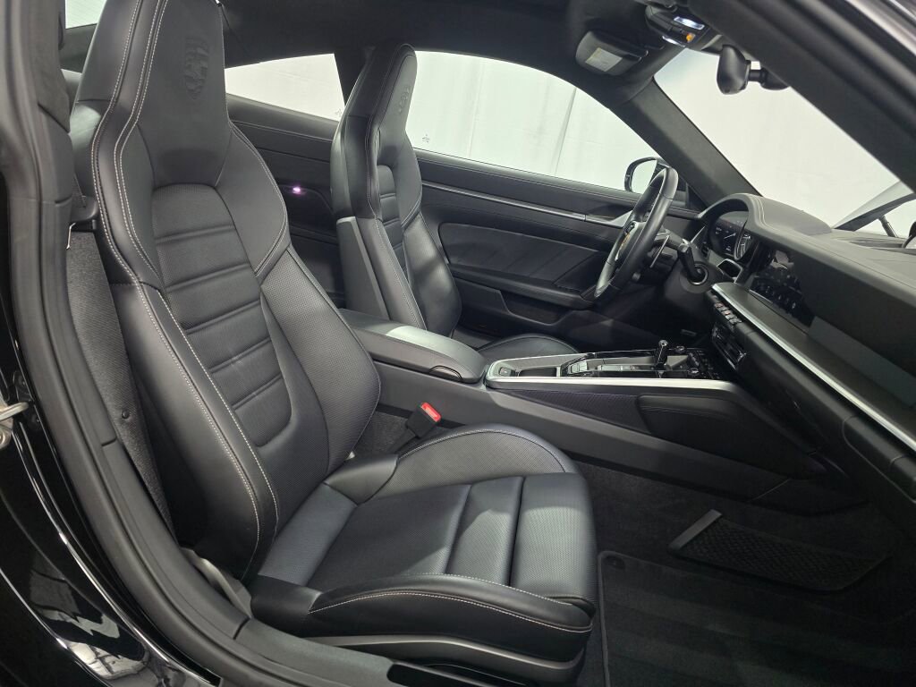 Certified 2023 Porsche 911 Turbo AWD/4WD image 21