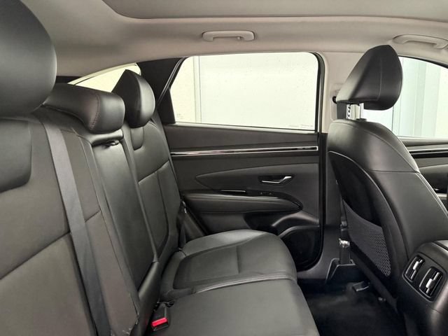 Used 2022 Hyundai Tucson Limited AWD/4WD image 8
