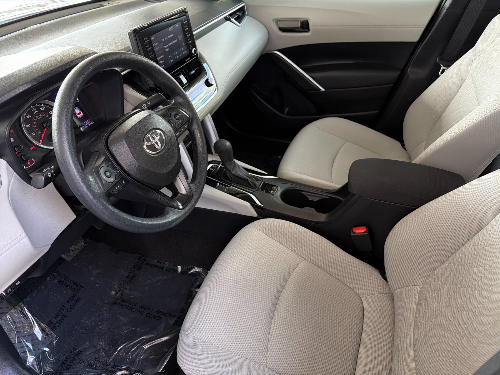 Used 2022 Toyota Corolla Cross L FWD image 9