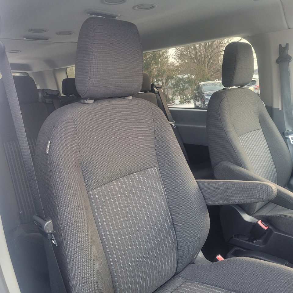 Used 2016 Ford Transit 150 XL image 22