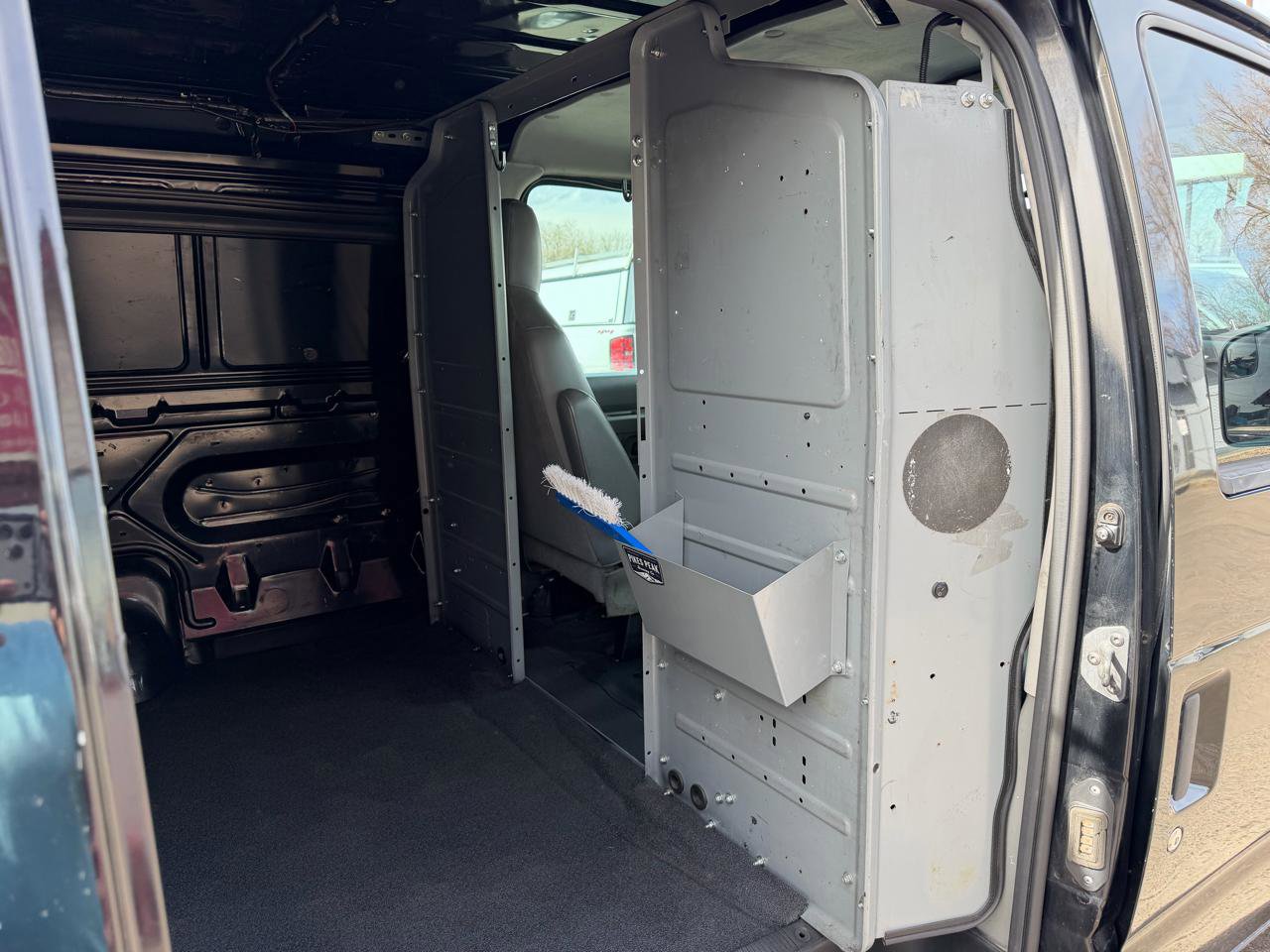 Used 2014 Ford E-150 and Econoline 150 w/ Power Group image 29