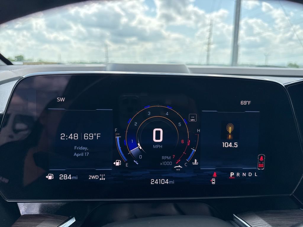 Used 2025 Chevrolet Tahoe Z71 AWD/4WD image 14