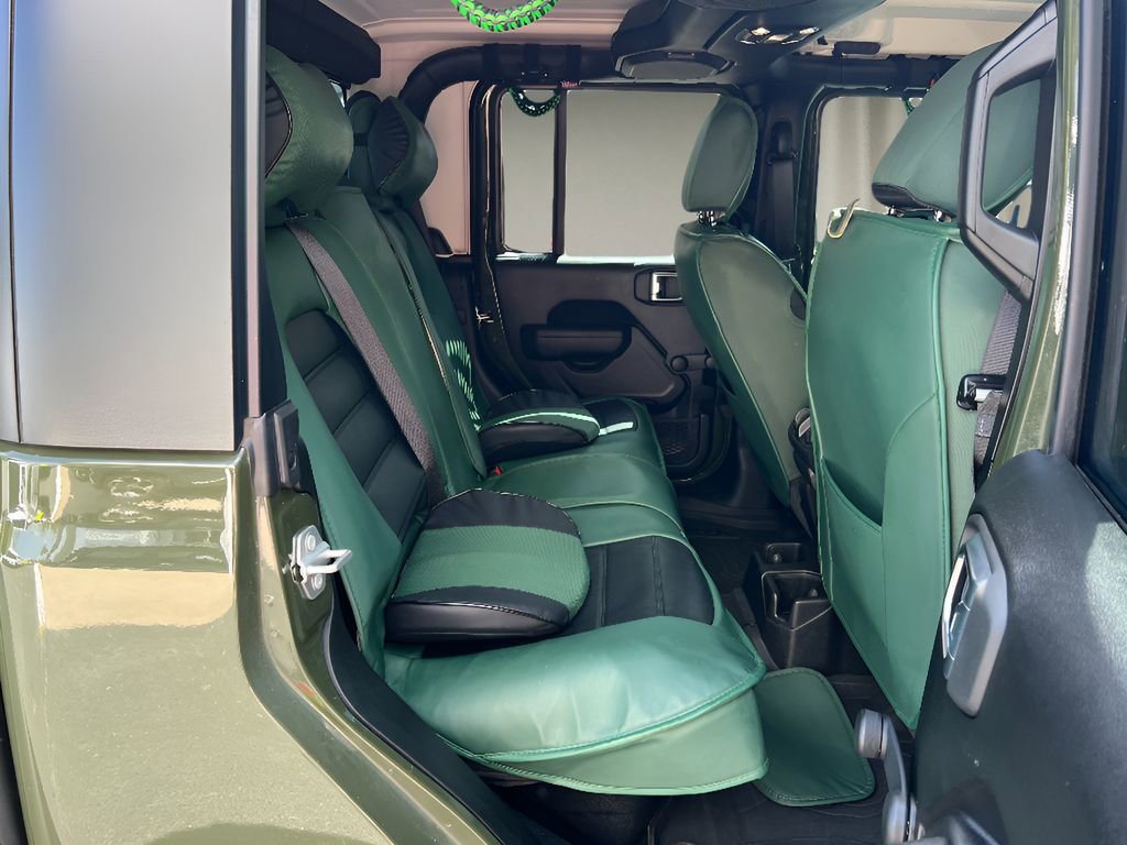 Used 2023 Jeep Gladiator Sport w/ Trailer Tow Package image 16