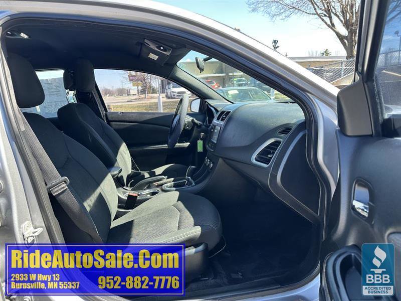 Used 2013 Dodge Avenger SXT w/ Rallye Appearance Group FWD image 14