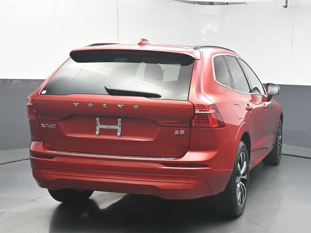 Used 2023 Volvo XC60 B5 Core w/ Climate Package FWD image 7