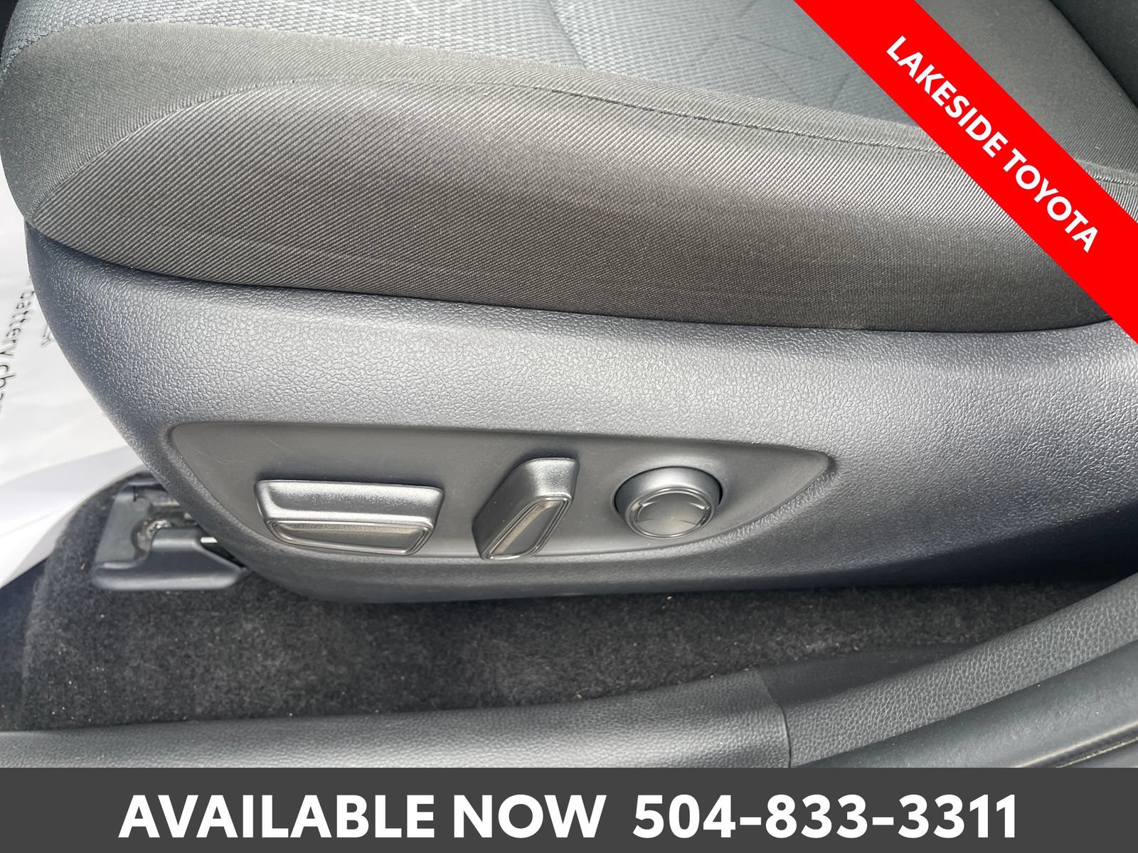Certified 2025 Toyota RAV4 XLE FWD image 28