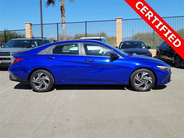 Certified 2025 Hyundai Elantra Sport image 27