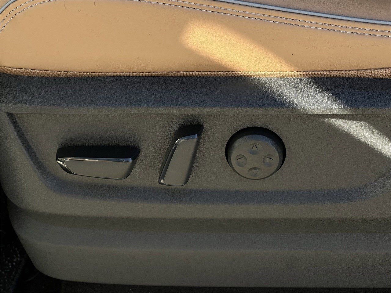 New 2026 INFINITI QX80 Luxe image 20