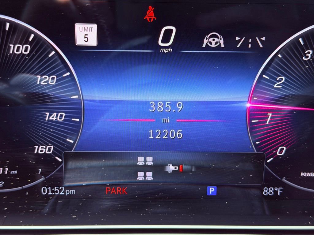 Used 2025 Mercedes-Benz GLS 450 4MATIC image 23