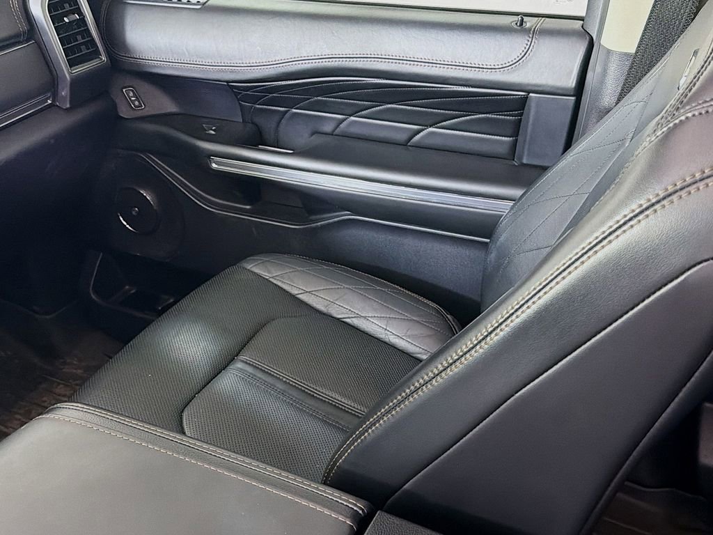 Used 2020 Ford Expedition Platinum AWD/4WD image 27