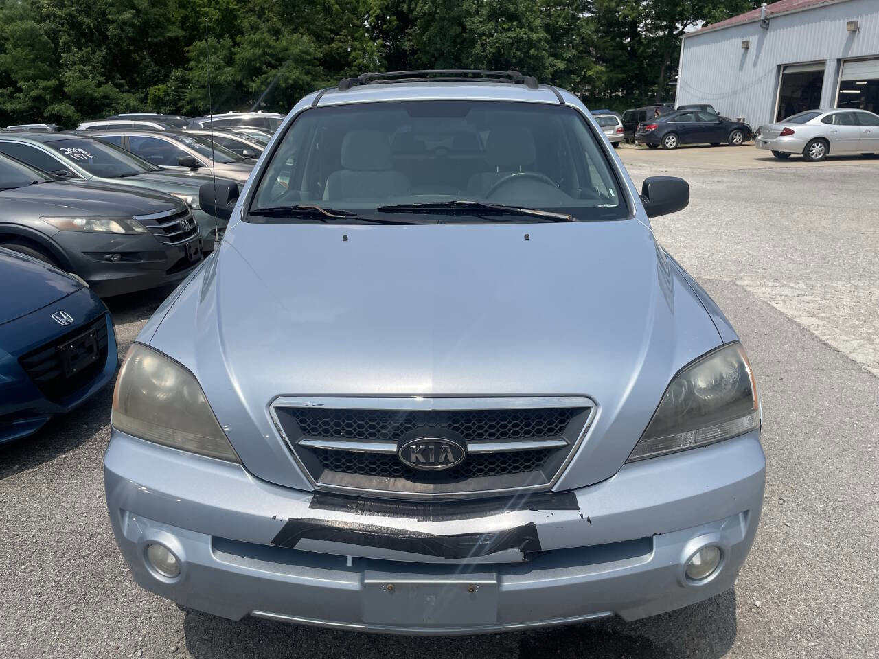 Used 2005 Kia Sorento LX image 8