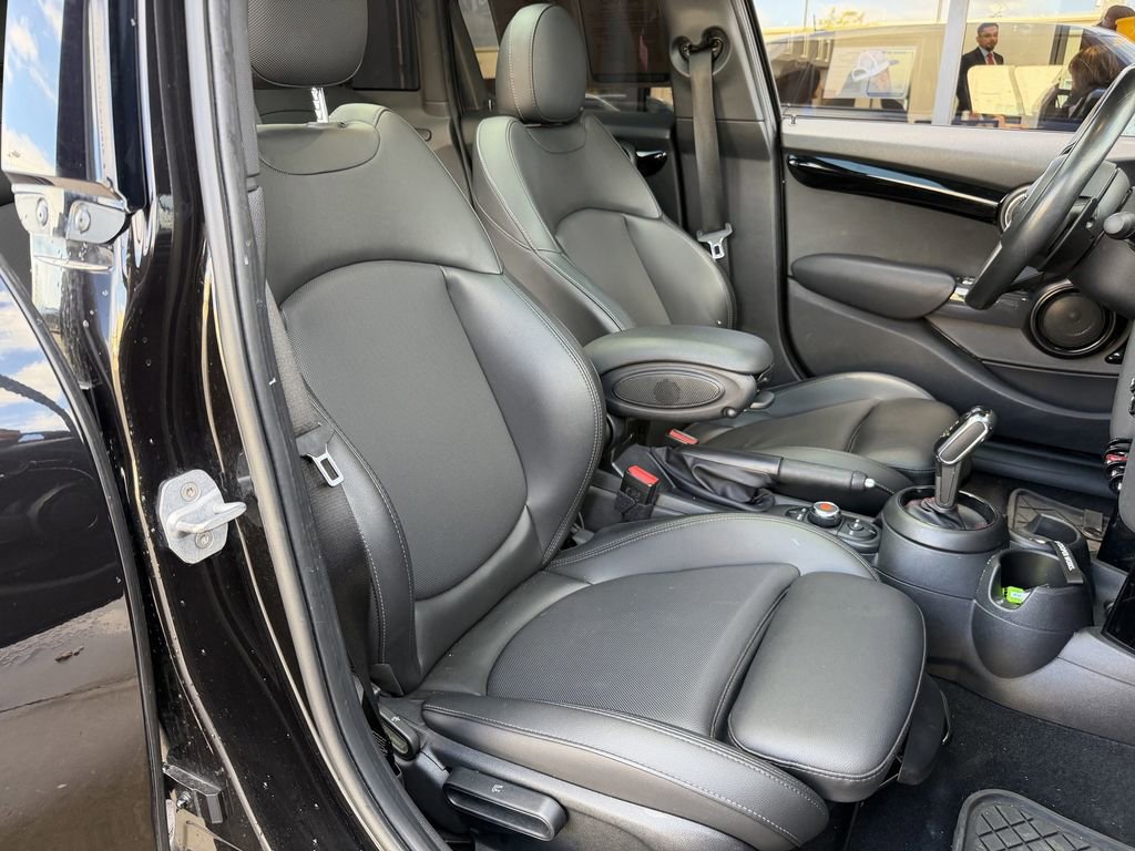 Used 2020 MINI Cooper S image 26