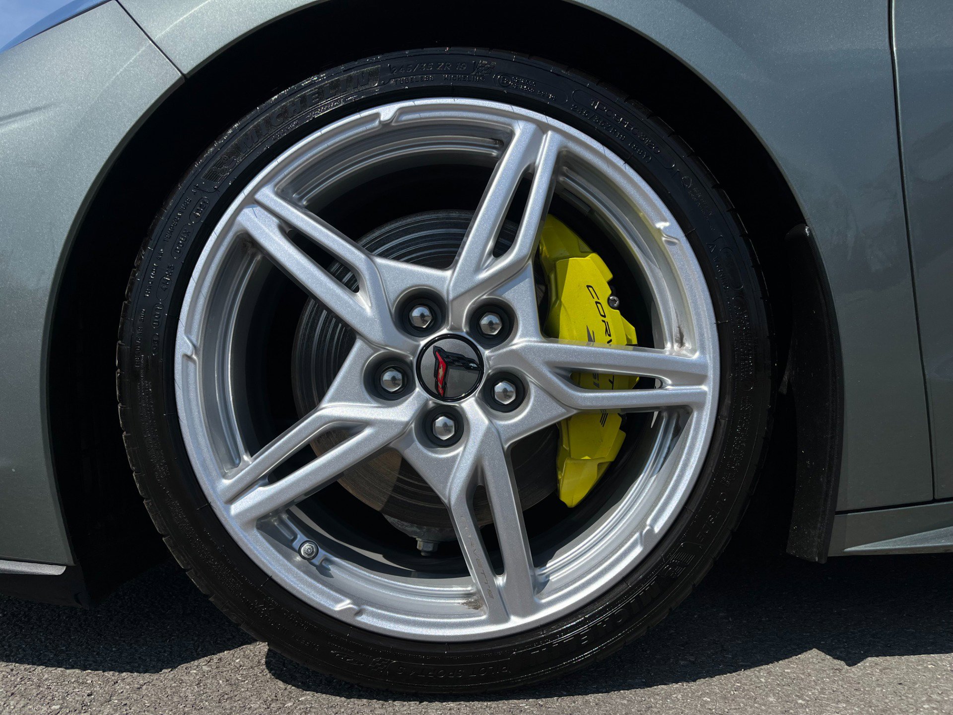 Used 2022 Chevrolet Corvette Stingray Preferred Cpe w/ Z51 Performance Package RWD image 51