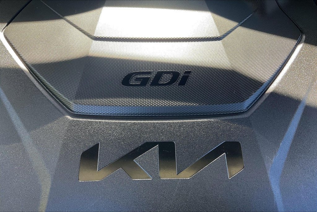 Used 2022 Kia Telluride S FWD image 34