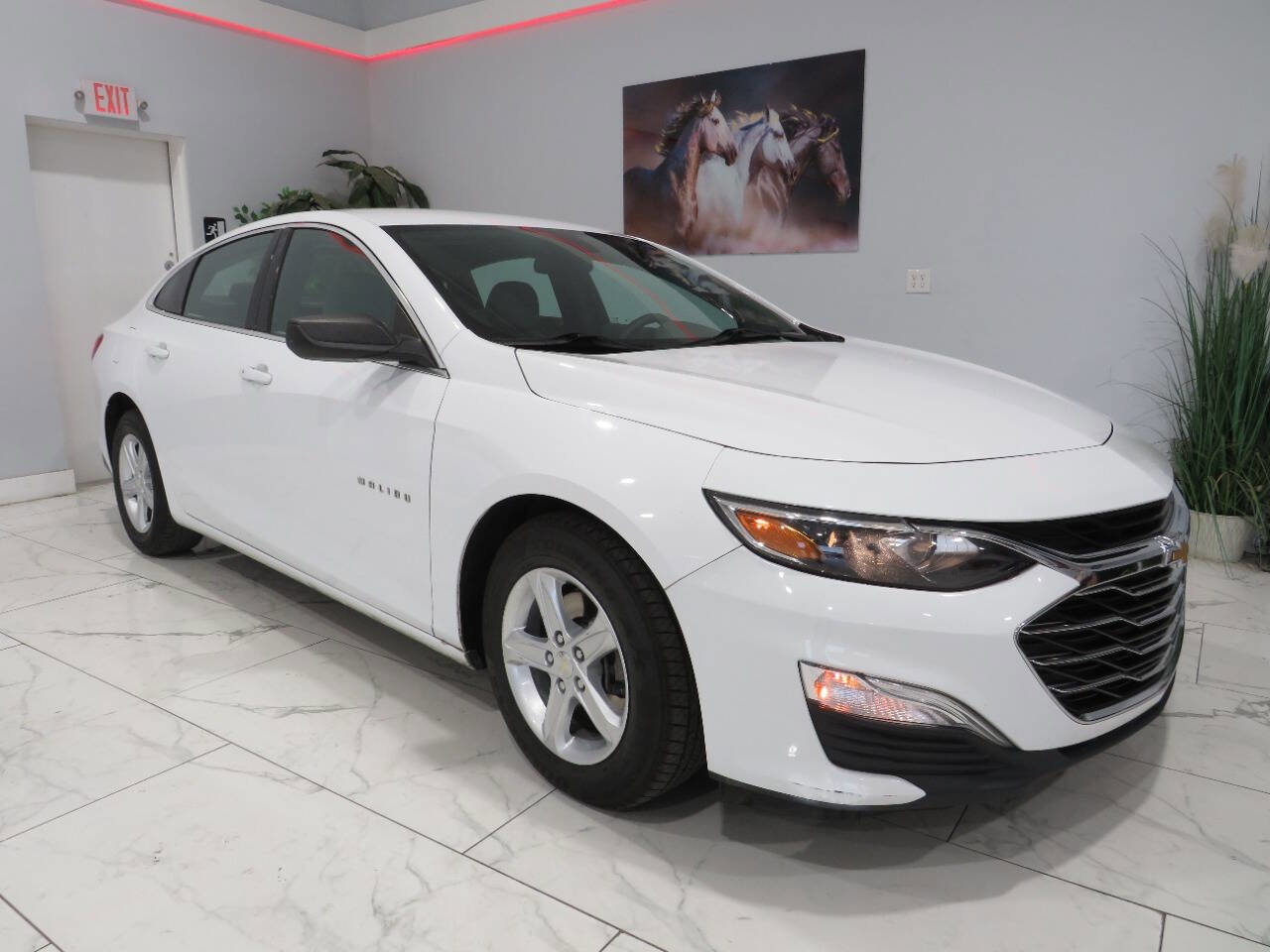 Used 2019 Chevrolet Malibu LS image 1
