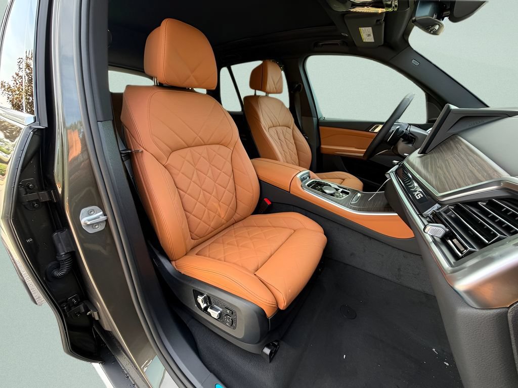 New 2026 BMW X5 xDrive40i AWD/4WD image 23