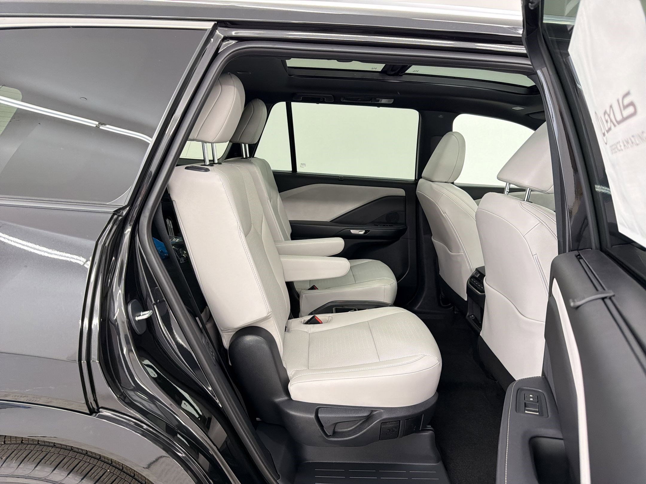 New 2026 Lexus TX 350 AWD image 27