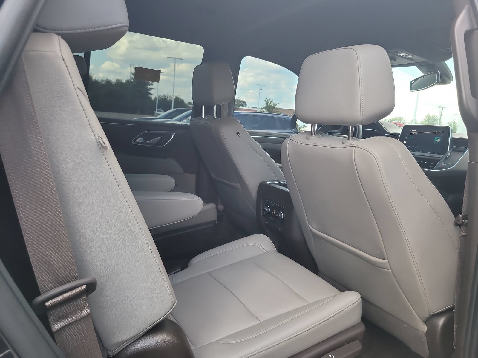 Used 2022 Chevrolet Tahoe Z71 AWD/4WD image 29