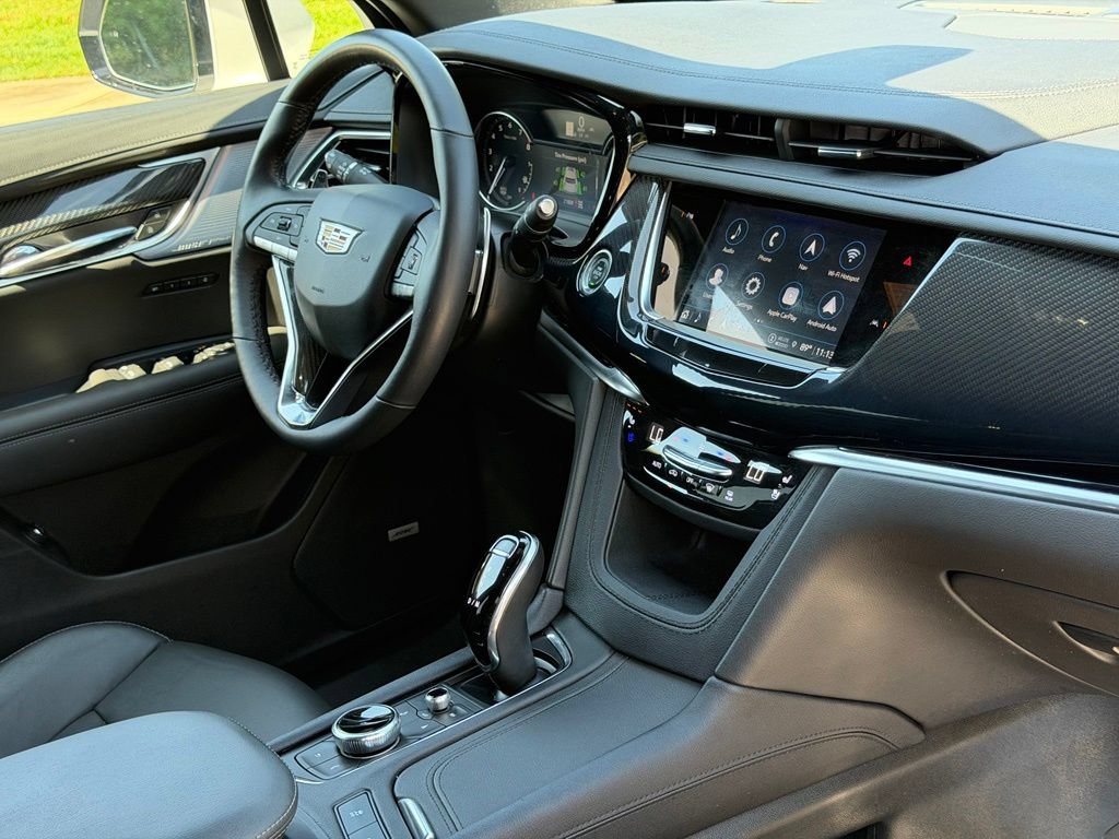 Certified 2024 Cadillac XT6 Sport w/ LPO, Floor Liner Package AWD/4WD image 39