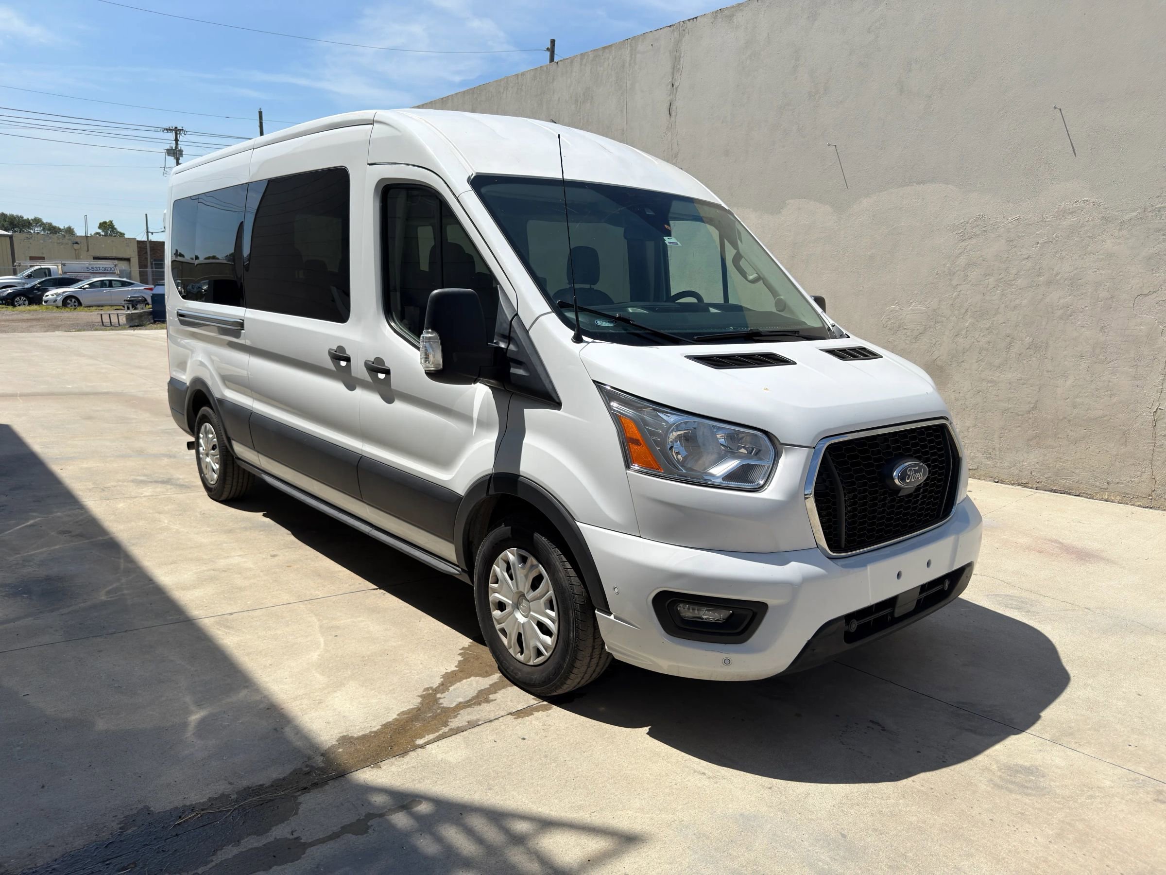 Used 2021 Ford Transit 350 XLT RWD image 1