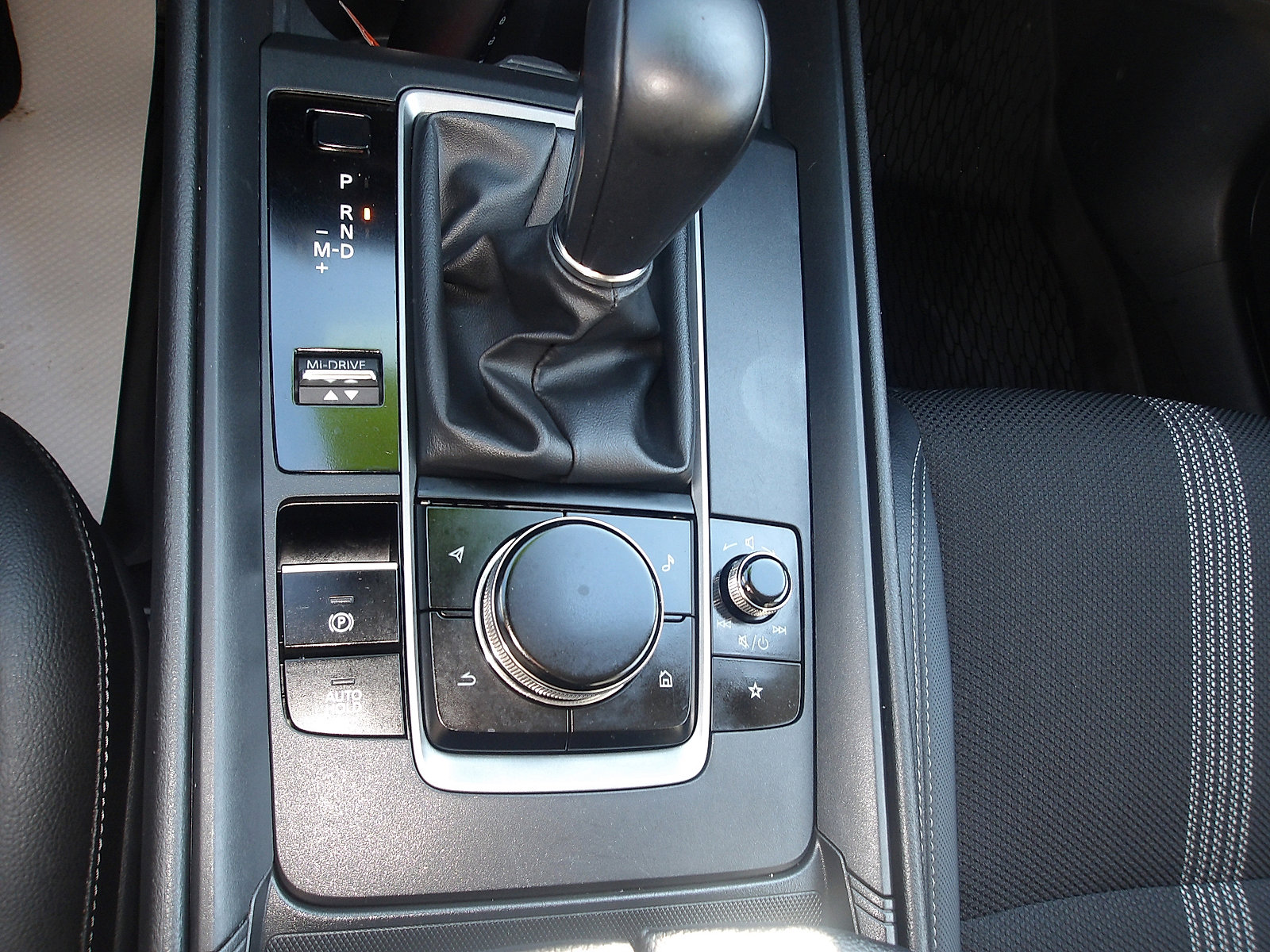 Used 2024 MAZDA CX-50 AWD 2.5 S w/ Weather Package image 23