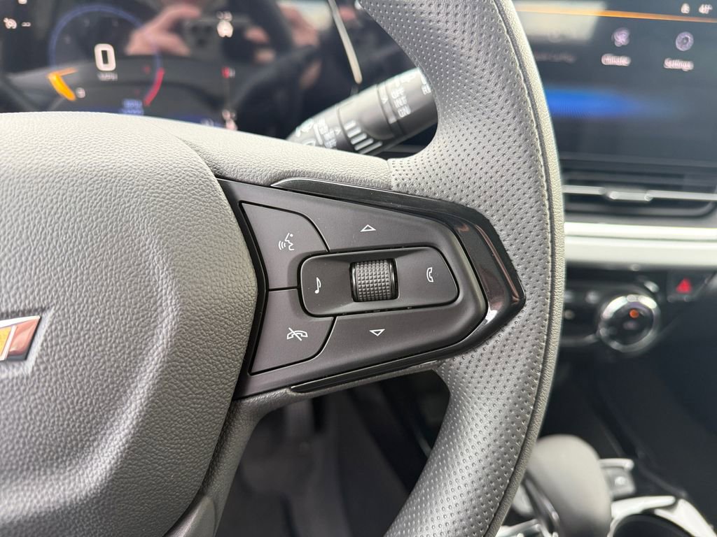 New 2026 Chevrolet Trax LT image 17