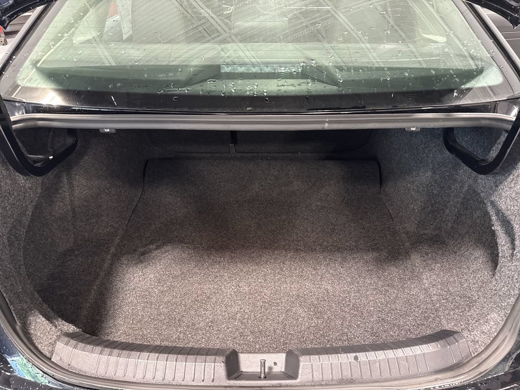 Used 2024 Volkswagen Jetta SE FWD image 40