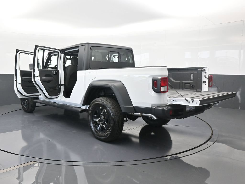 Used 2025 Jeep Gladiator Sport image 71
