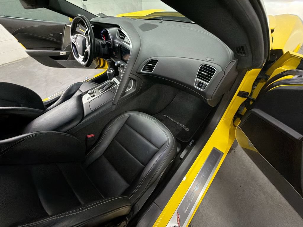 Certified 2017 Chevrolet Corvette Stingray Convertible RWD image 25