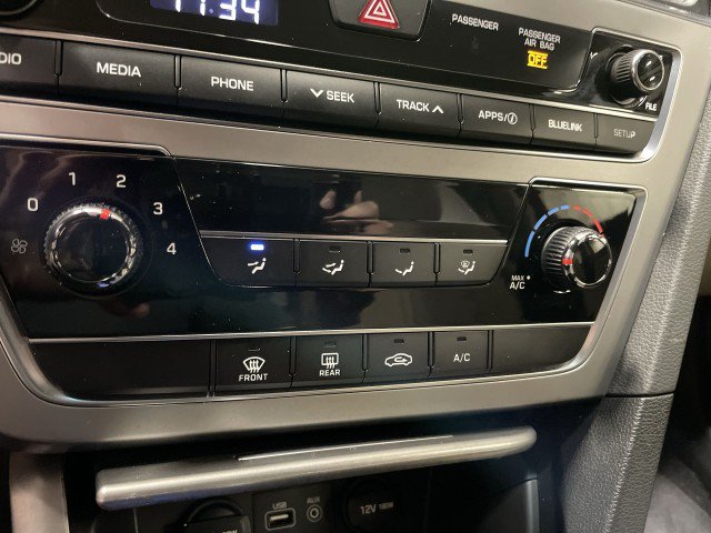 Used 2017 Hyundai Sonata SE FWD image 20