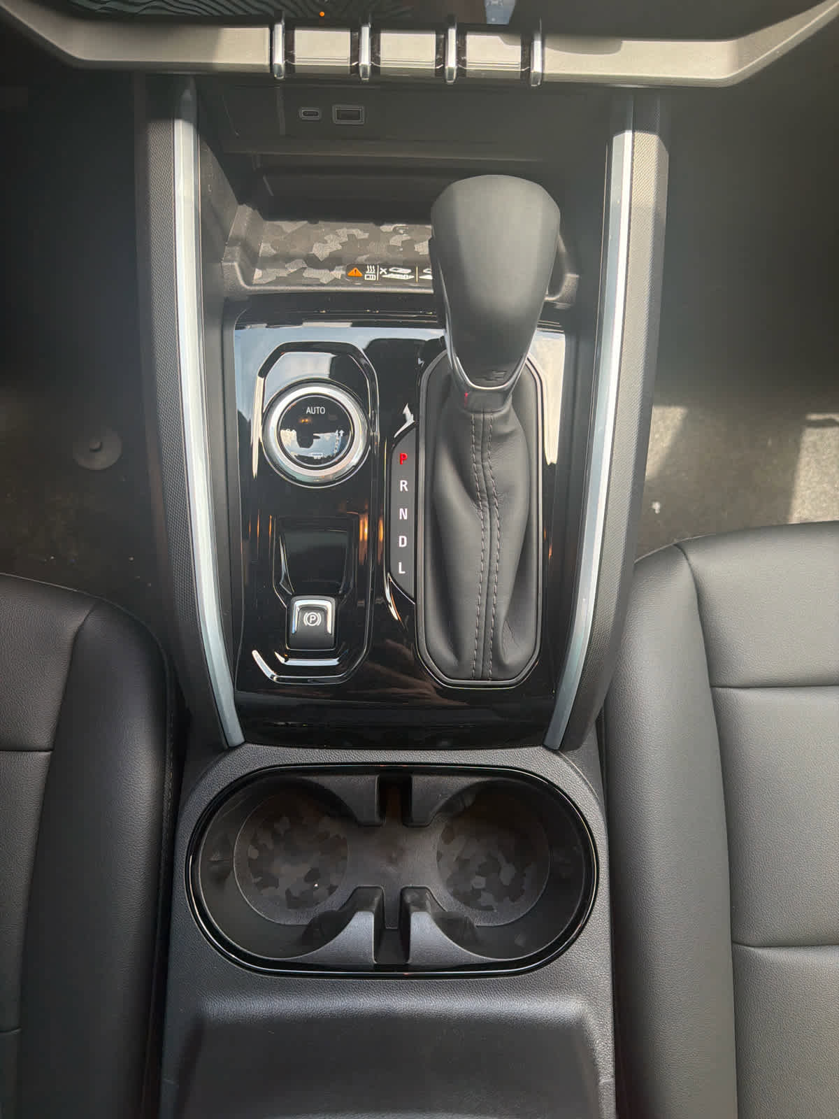 New 2026 Chevrolet Colorado LT w/ LT Convenience Package AWD/4WD image 18