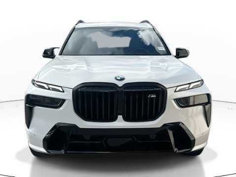 New 2026 BMW X7 M60i w/ Executive Package image 2