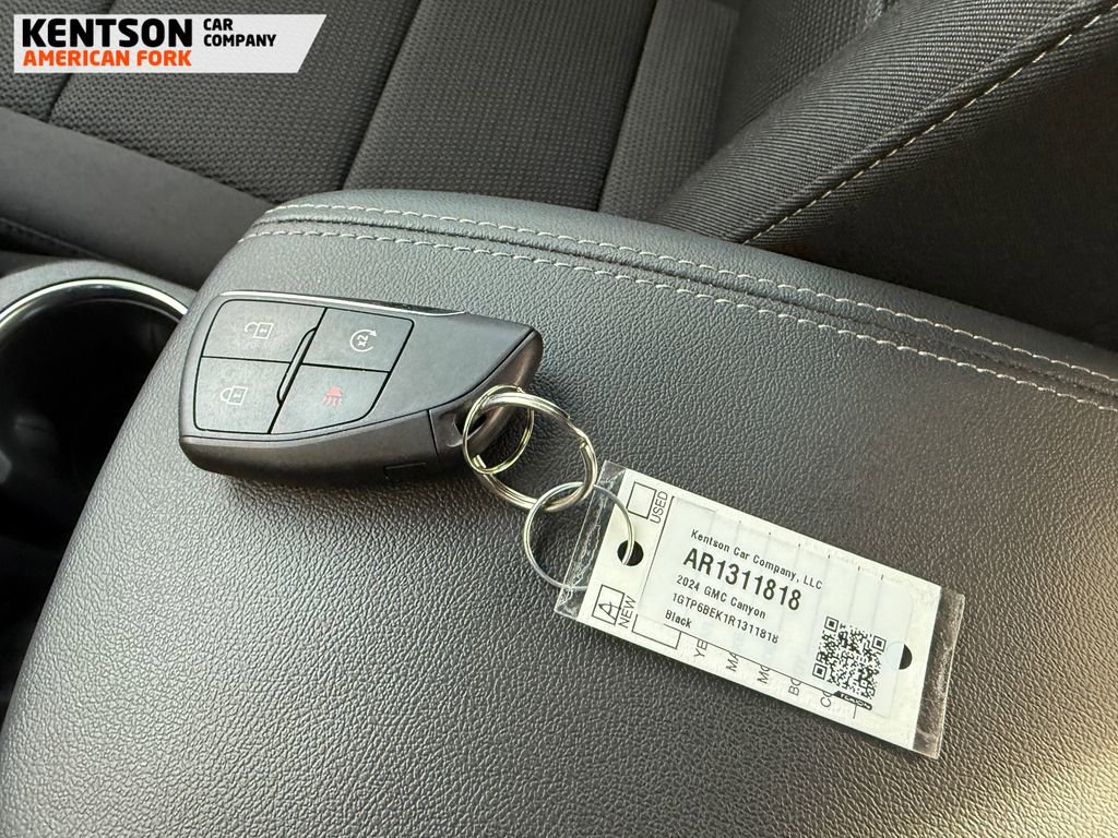 Used 2024 GMC Canyon Elevation w/ Convenience Package image 31