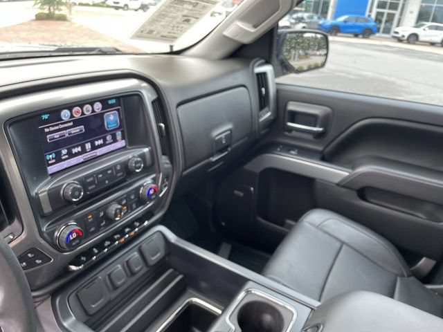 Used 2017 Chevrolet Silverado 1500 LTZ Z71 w/ LTZ Plus Package AWD/4WD image 12