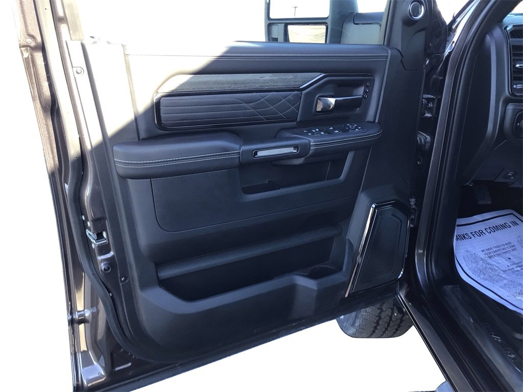 New 2025 RAM 2500 Limited image 20