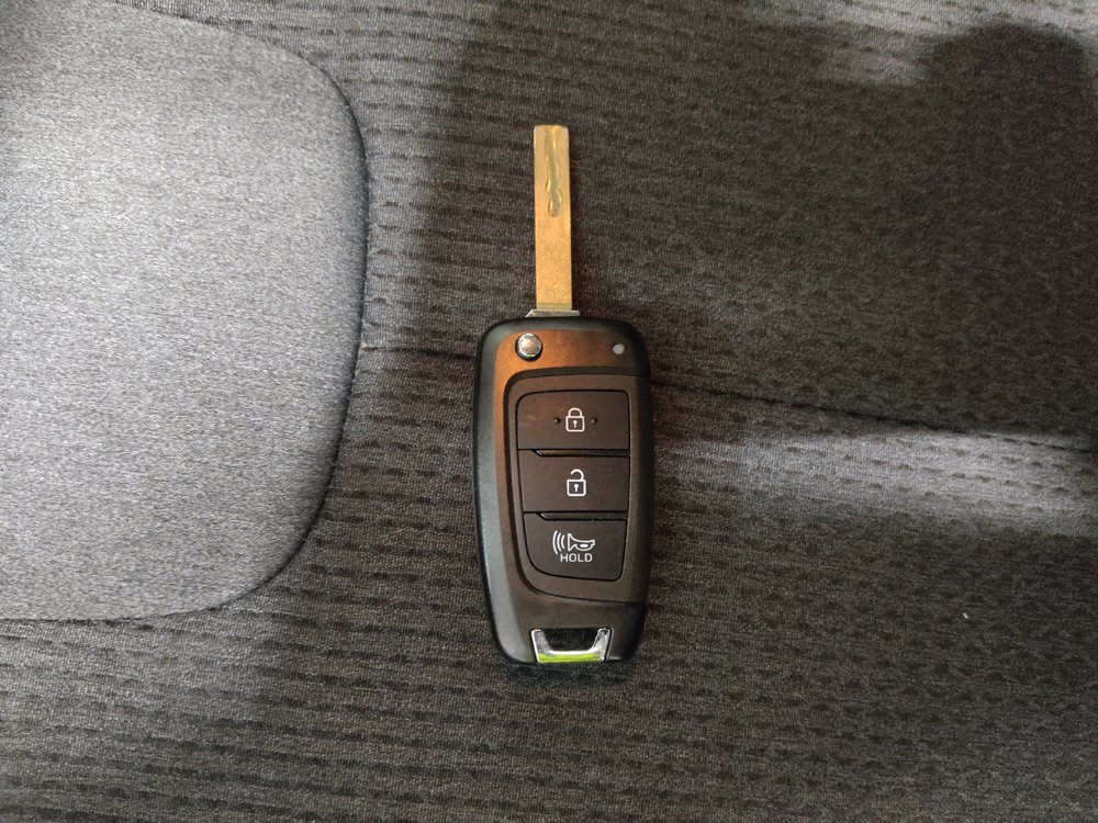 Used 2023 Hyundai Santa Fe SE AWD/4WD image 32