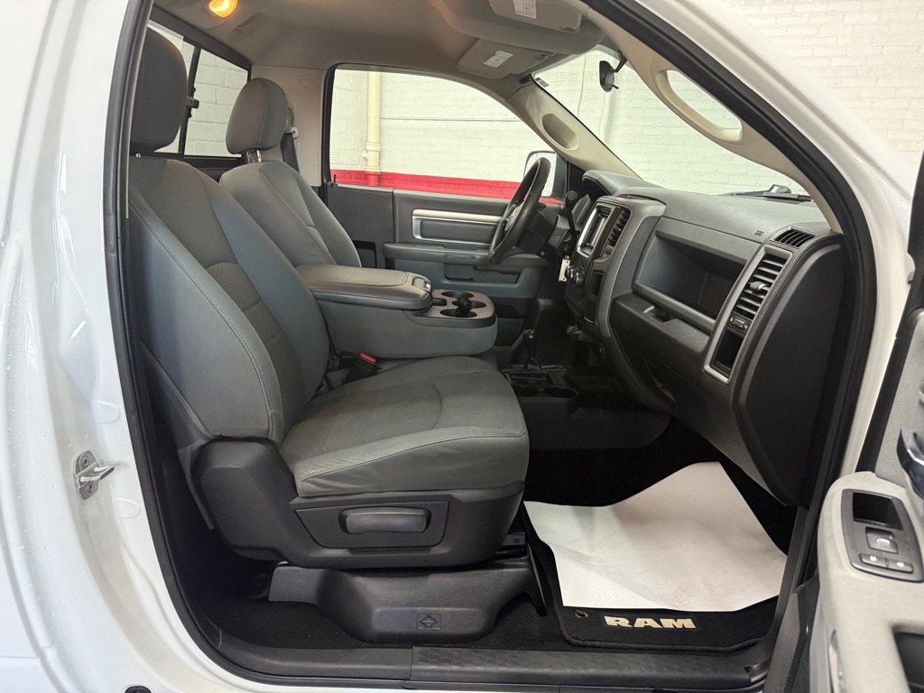 Used 2014 RAM 2500 Tradesman w/ Power & Remote Entry Group image 6