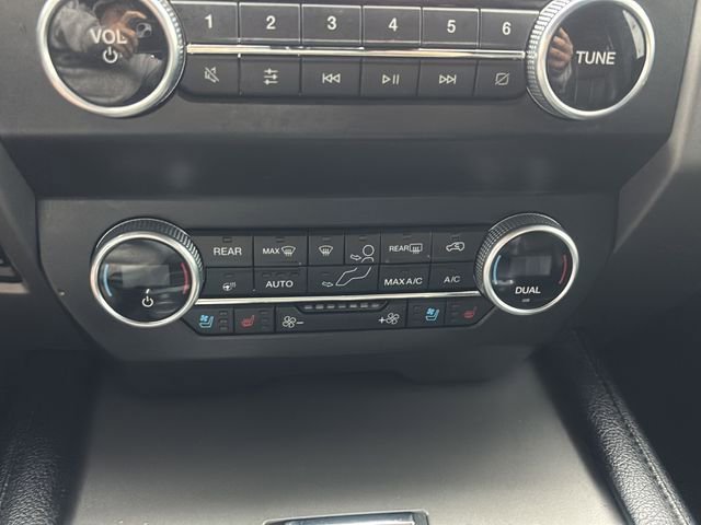 Used 2021 Ford Expedition Max XLT image 26