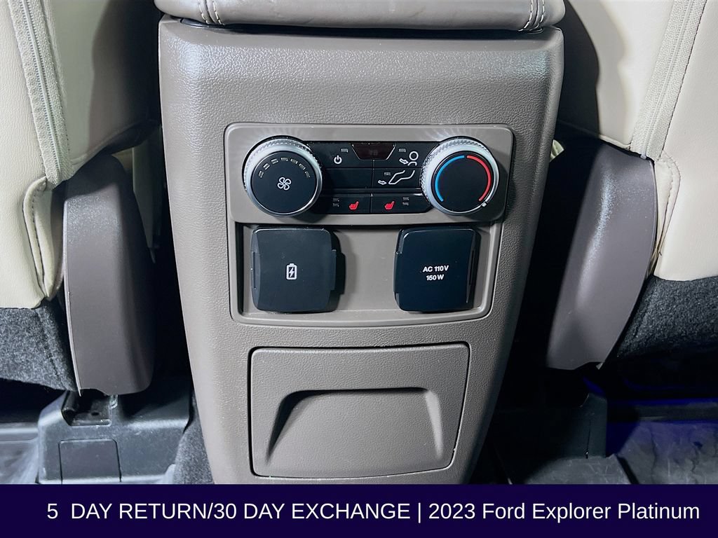 Used 2023 Ford Explorer Platinum w/ Technology Package AWD/4WD image 31