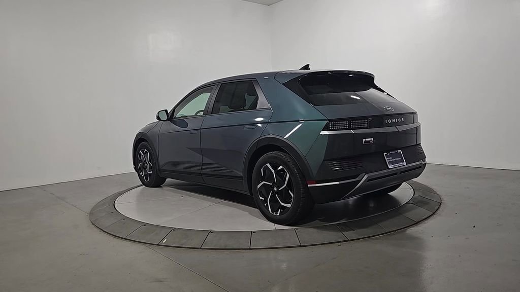 Certified 2024 Hyundai Ioniq 5 SEL RWD image 3