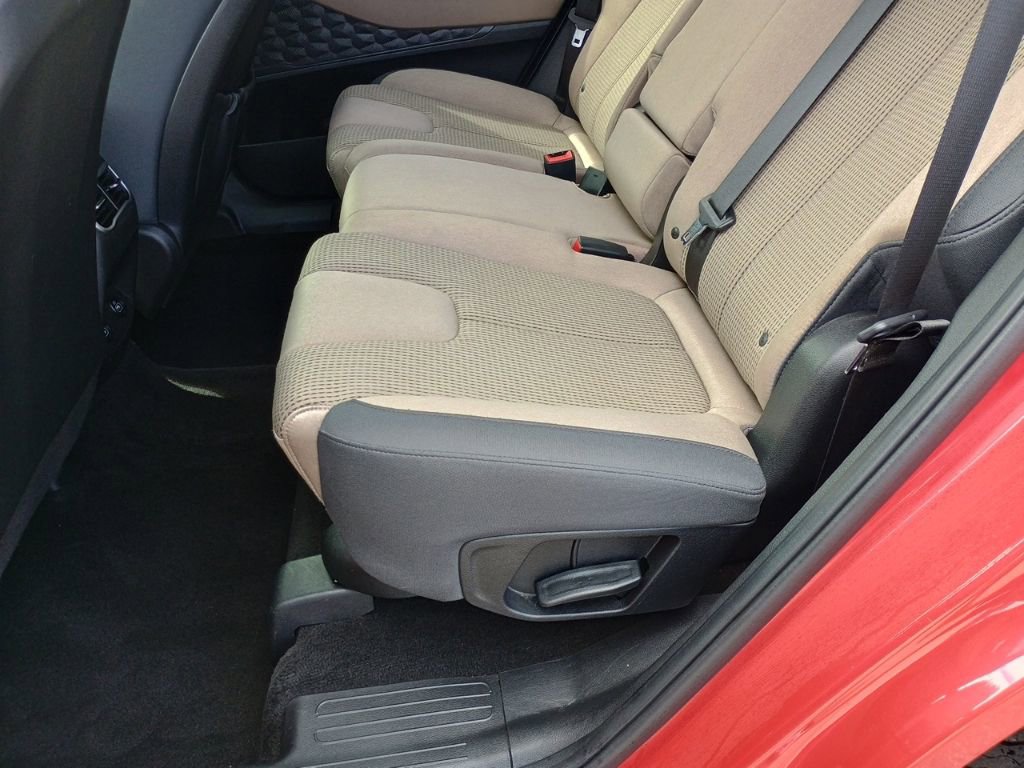 Used 2023 Hyundai Santa Fe SEL w/ Cargo Package AWD/4WD image 15