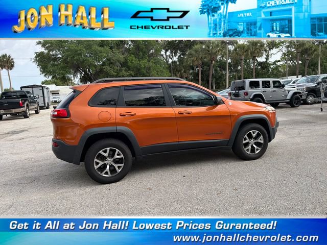 Used 2015 Jeep Cherokee Trailhawk w/ Comfort/Convenience Group AWD/4WD image 15