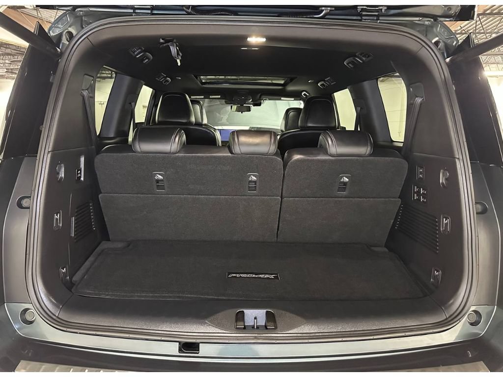 Used 2026 Nissan Armada PRO-4X AWD/4WD image 15