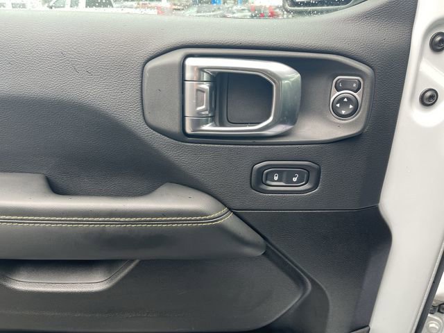 Used 2025 Jeep Wrangler Unlimited Sahara image 23