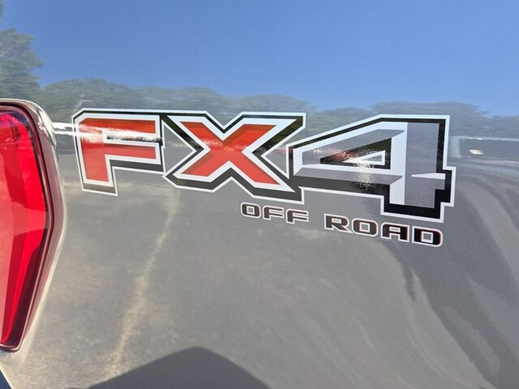 Used 2023 Ford F150 Lariat w/ Equipment Group 502A High AWD/4WD image 18